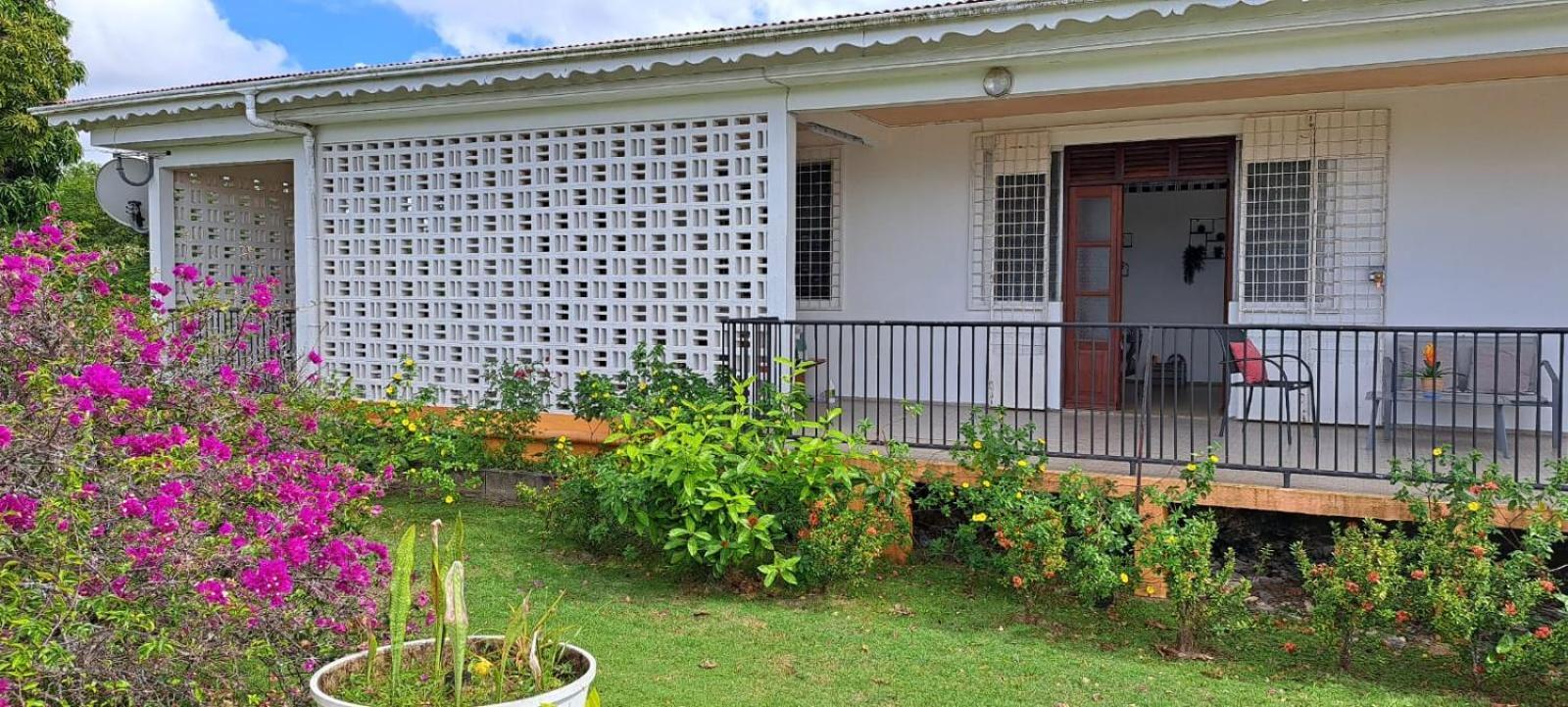 Kaz A Faup Villa Grand-Bourg  Ngoại thất bức ảnh